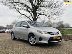 Toyota Auris - 1.3 Comfort | Dealer onderh. + Clima nu € 7.975,