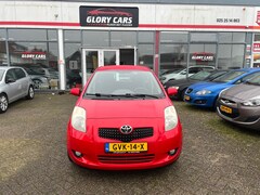 Toyota Yaris - 1.3 VVTi Terra 5 DEURS-AIRCO-ELEKT.RAMEN-KEYLESS