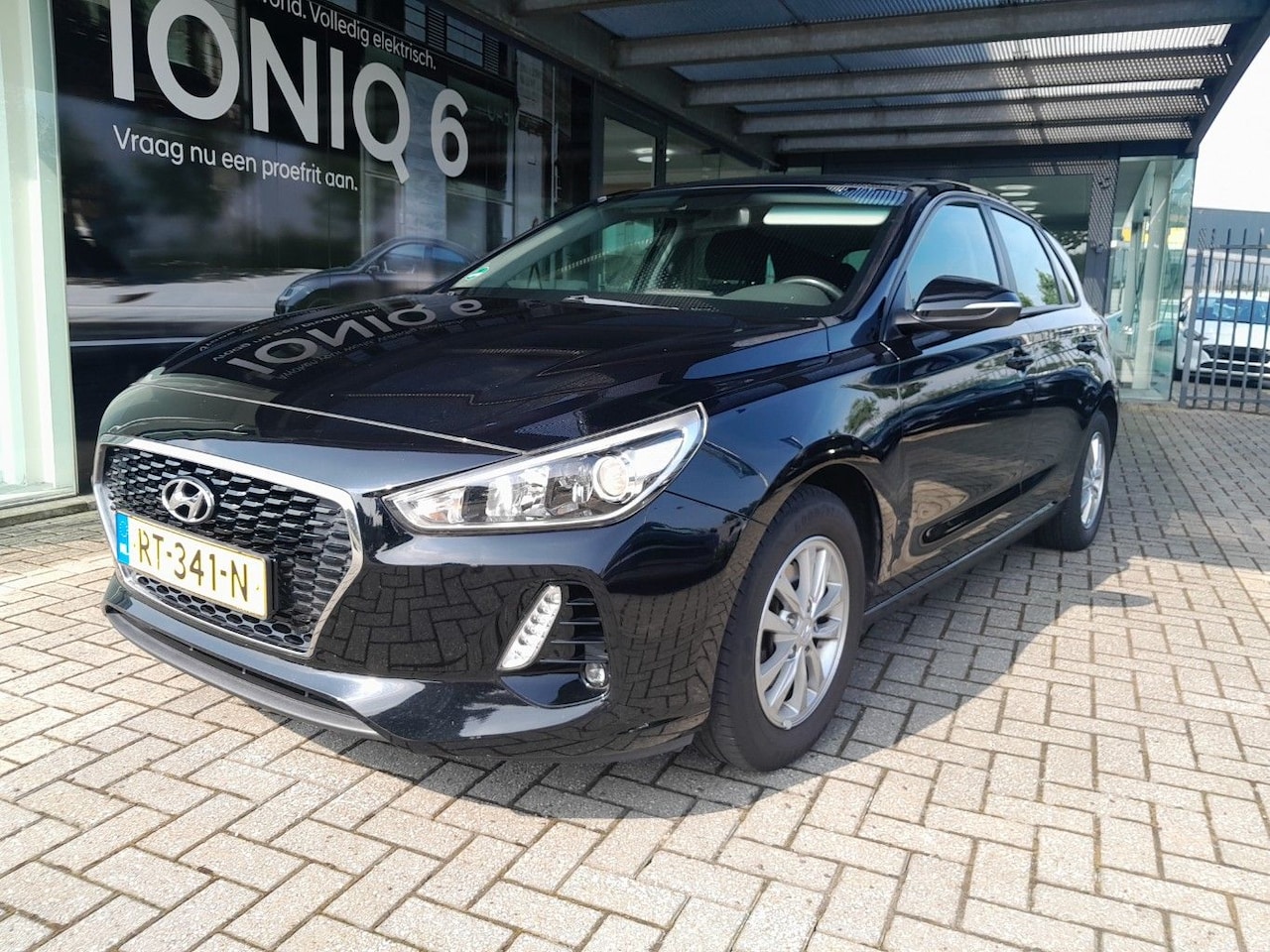 Hyundai i30 - 1.0 T-GDi 120pk Comfort | Trekhaak - AutoWereld.nl