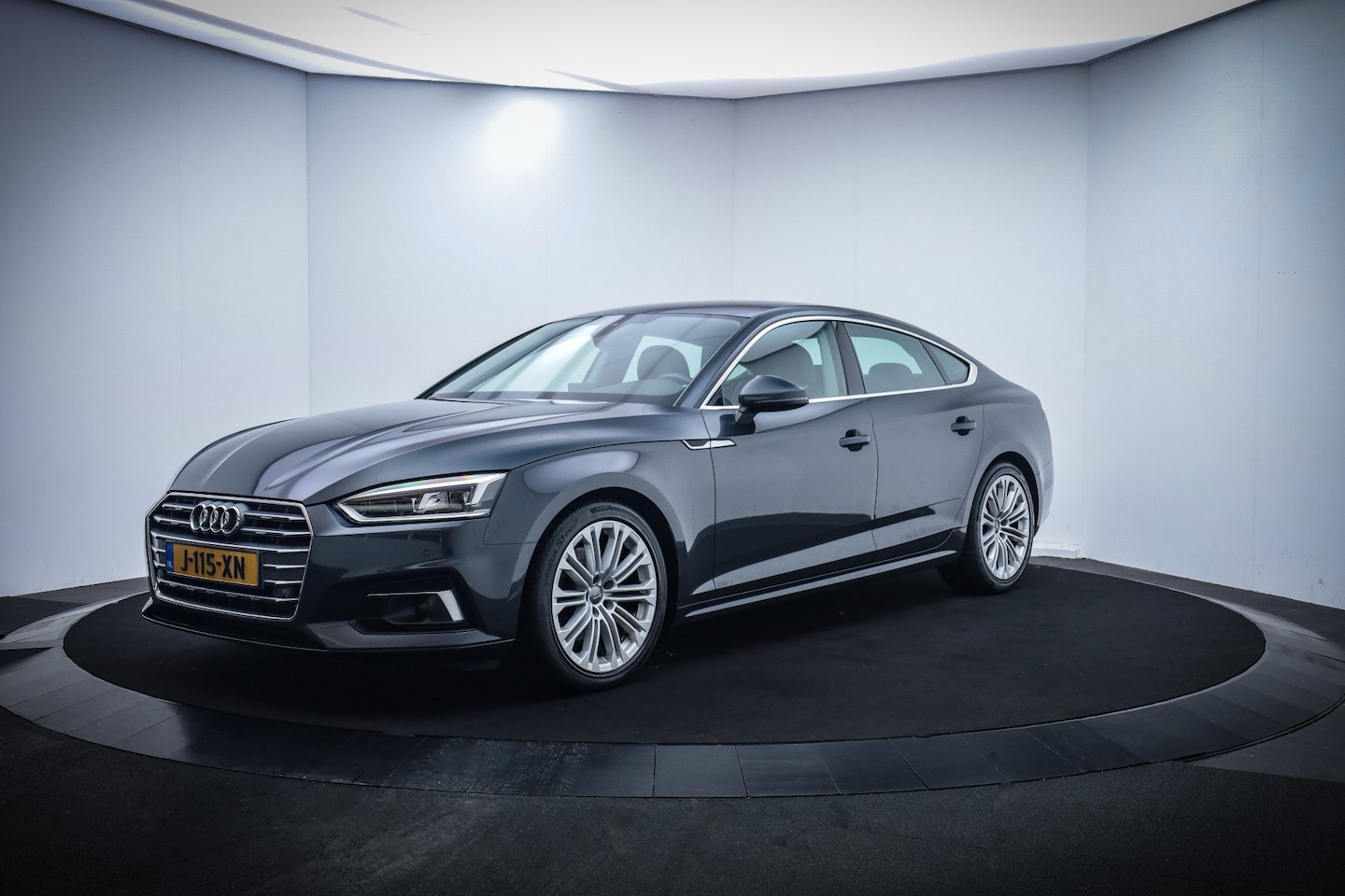 Audi A5 Sportback - 40TFSI 190Pk S-Tr SPORT DESIGN FULL LED/NAVI/LEDER/SPORTSTOELEN/ADAPTIVE CRUISE/CLIMA/LMV - AutoWereld.nl