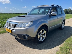 Subaru Forester - 2.0D Executive | leer| EXPORT