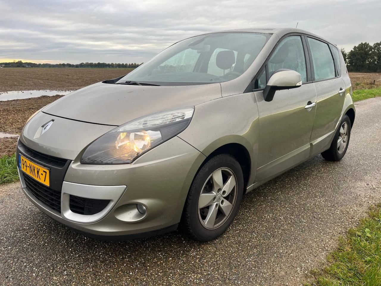 Renault Mégane Scénic - 1.4 TCE Dynamique | Nwe APK| - AutoWereld.nl