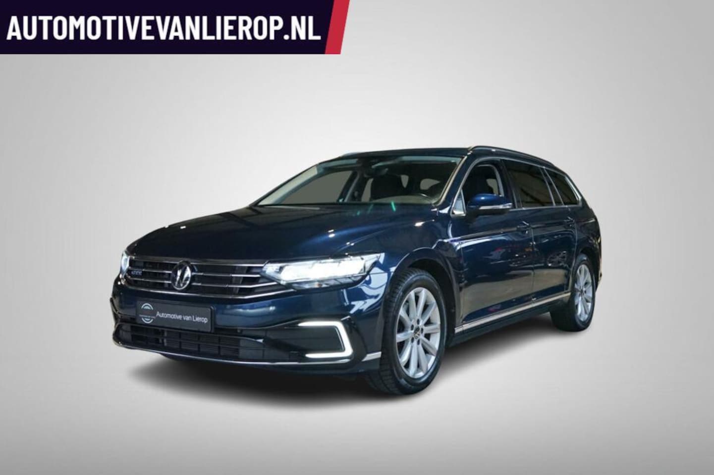 Volkswagen Passat Variant - 1.4 TSI PHEV GTE Business DEALER-ONDERHOUDEN - AutoWereld.nl