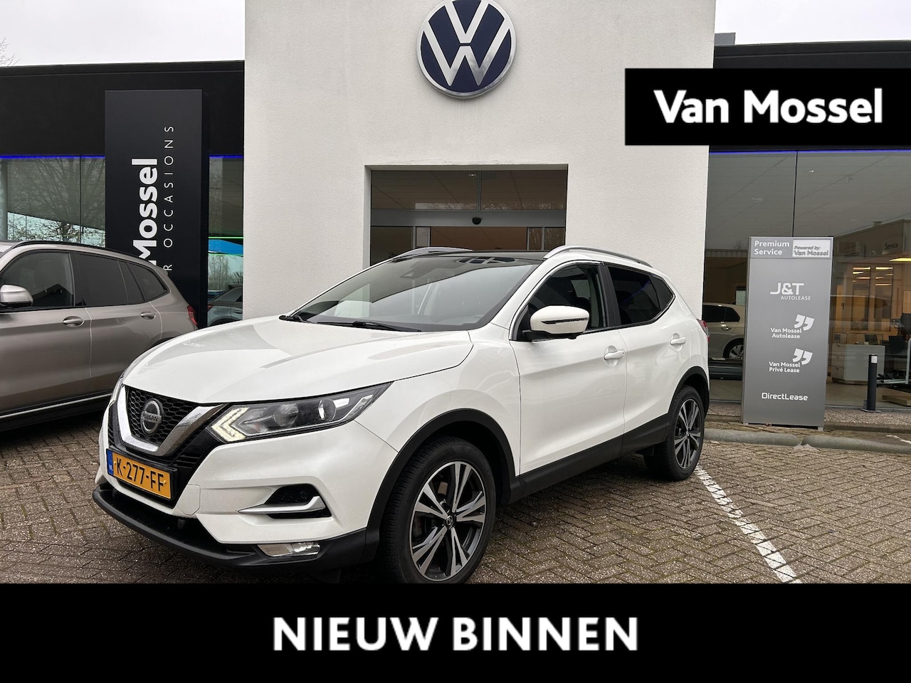 Nissan Qashqai - 1.3 DIG-T N-Connecta | VERWACHT | PANORAMADAK | NAVIGATIE | 360-CAMERA | CLIMATE CONTROL | - AutoWereld.nl