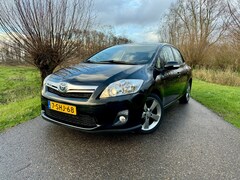 Toyota Auris - 1.8 Full Hybrid Dynamic Business / Navigatie / Automaat / Trekhaak / Climate control / Cam