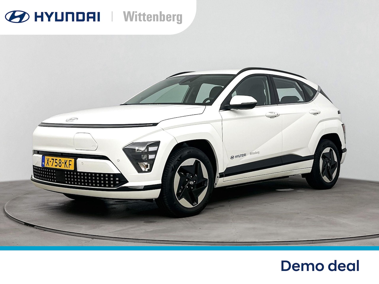 Hyundai Kona Electric - Comfort 65.4 kWh | Warmtepomp | V2L | Adaptive cruise | Navigatie | Camera | - AutoWereld.nl