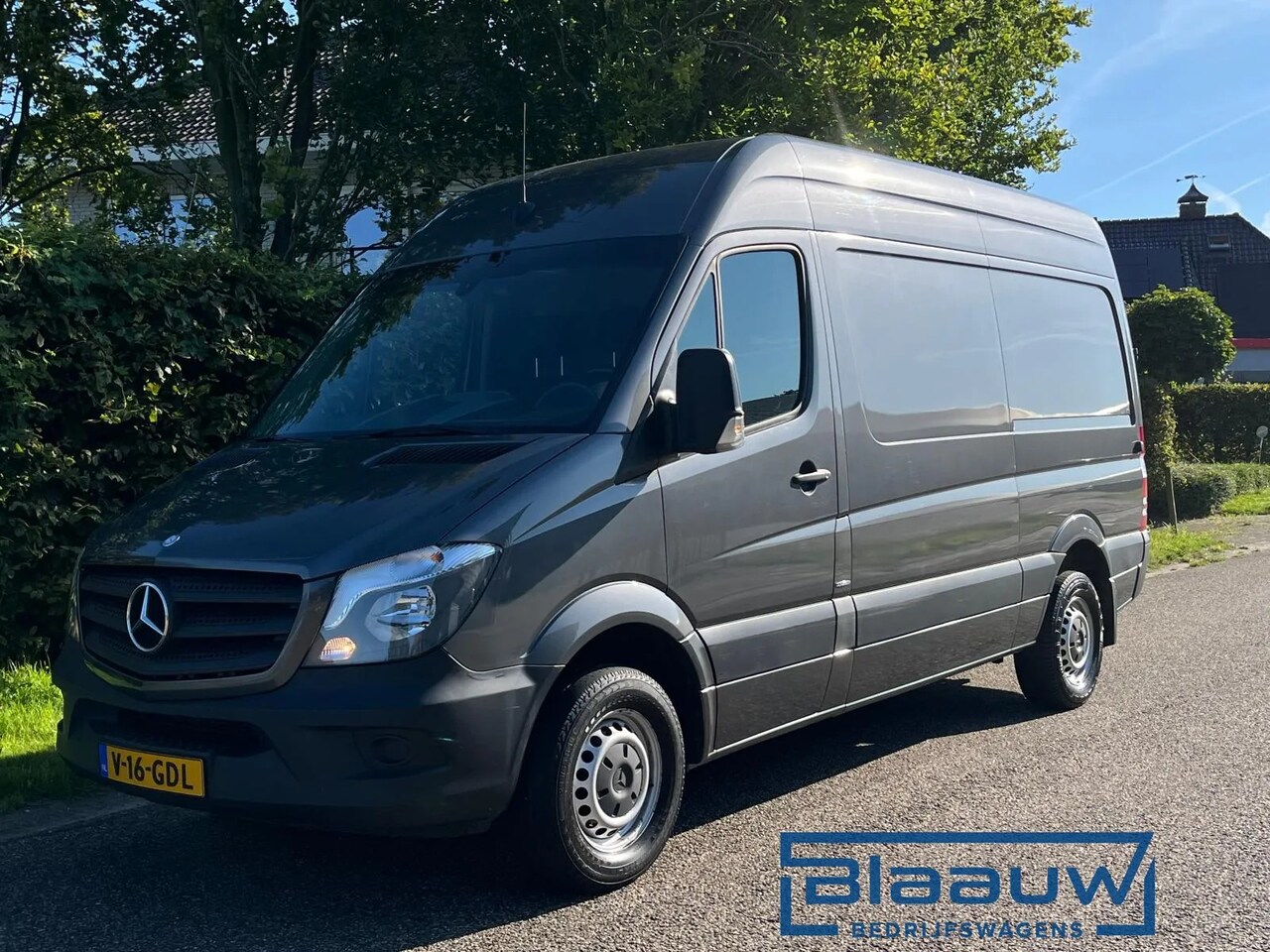 Mercedes-Benz Sprinter - L2H2 | 319 3.0 V6 | Automaat Dhollandia Laadklep - AutoWereld.nl