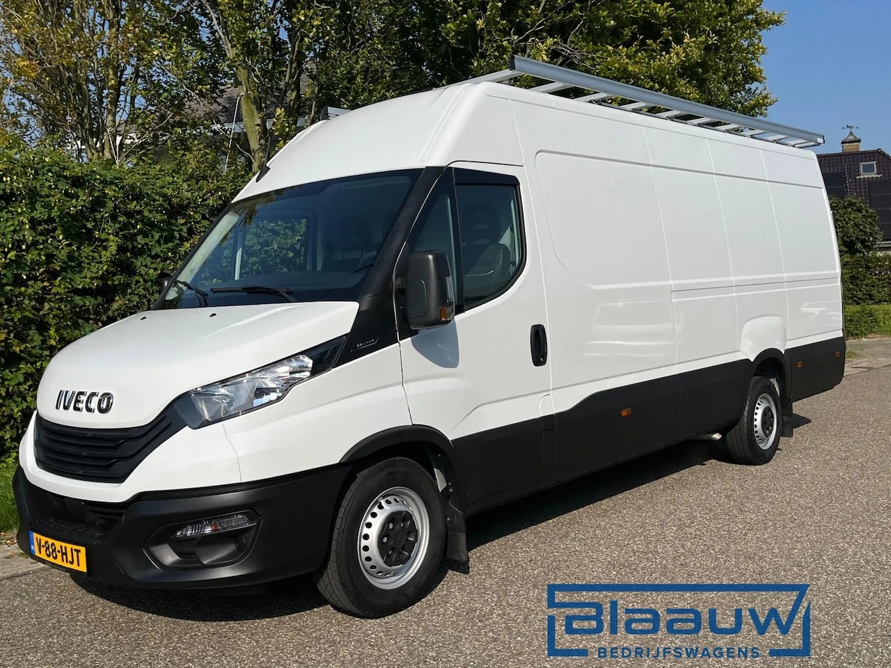 Iveco Daily - 35S14 L4H2 | Airco Imperiaal| 4.000 KM NIEUW! - AutoWereld.nl