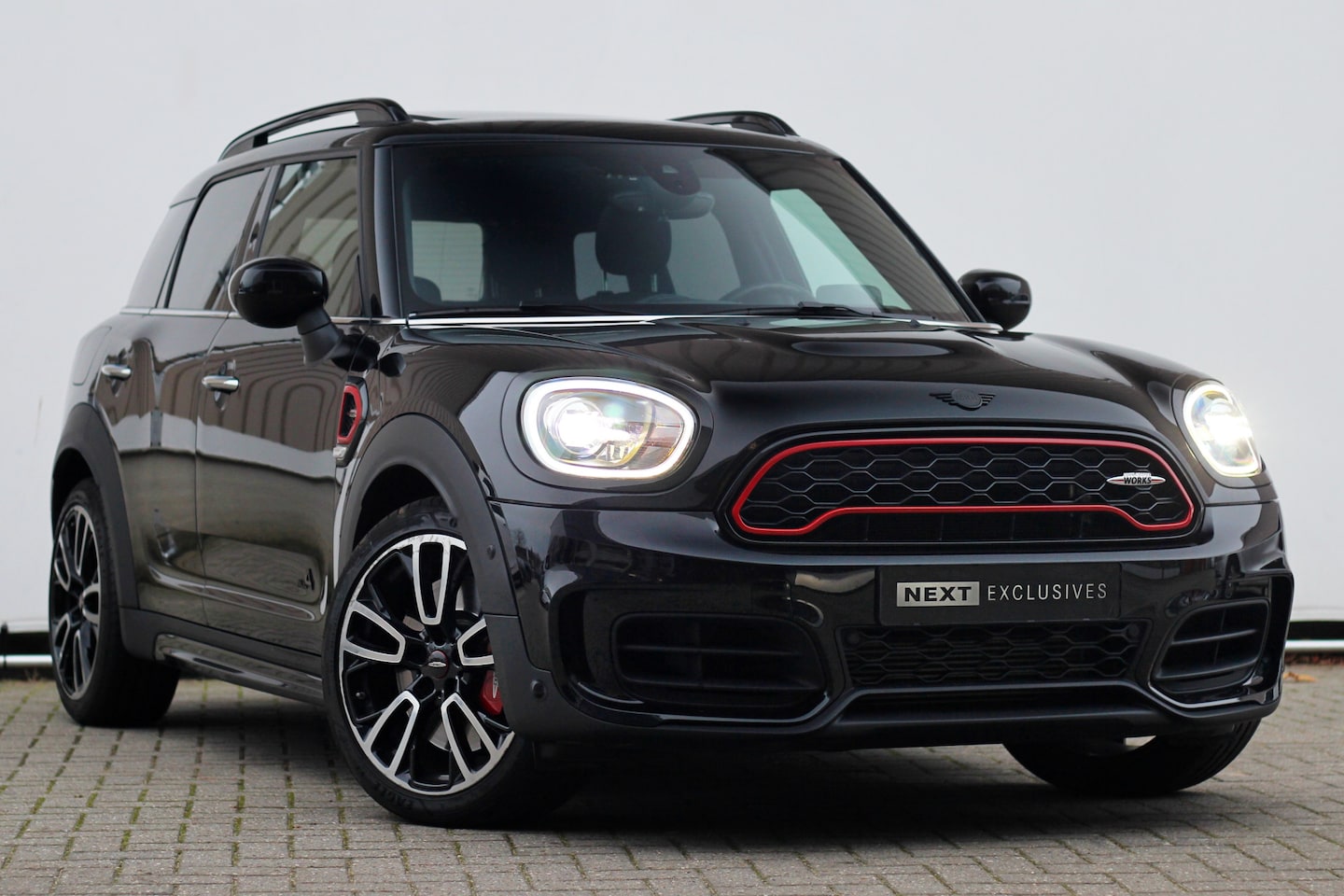 MINI Countryman - Mini 2.0 John Cooper Works ALL4 Chili 306 PK | Orig. NL | Pano | Harman | LED | Keyless - AutoWereld.nl