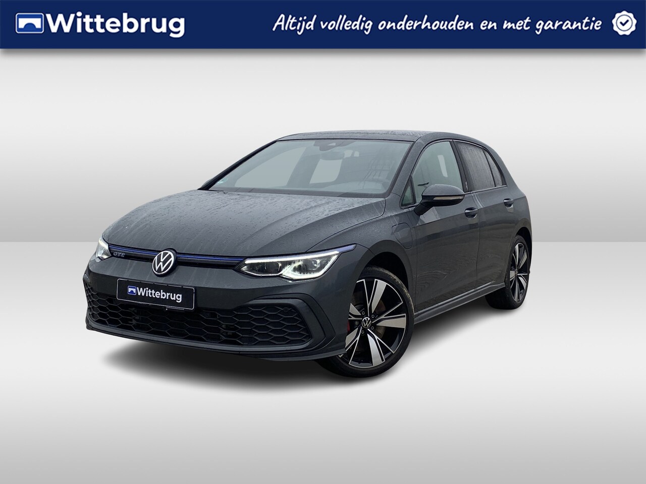 Volkswagen Golf - 1.4 eHybrid 245PK DSG GTE / Panoramadak / Matrix Koplampen / Elektrisch Zwenkbare Trekhaak - AutoWereld.nl