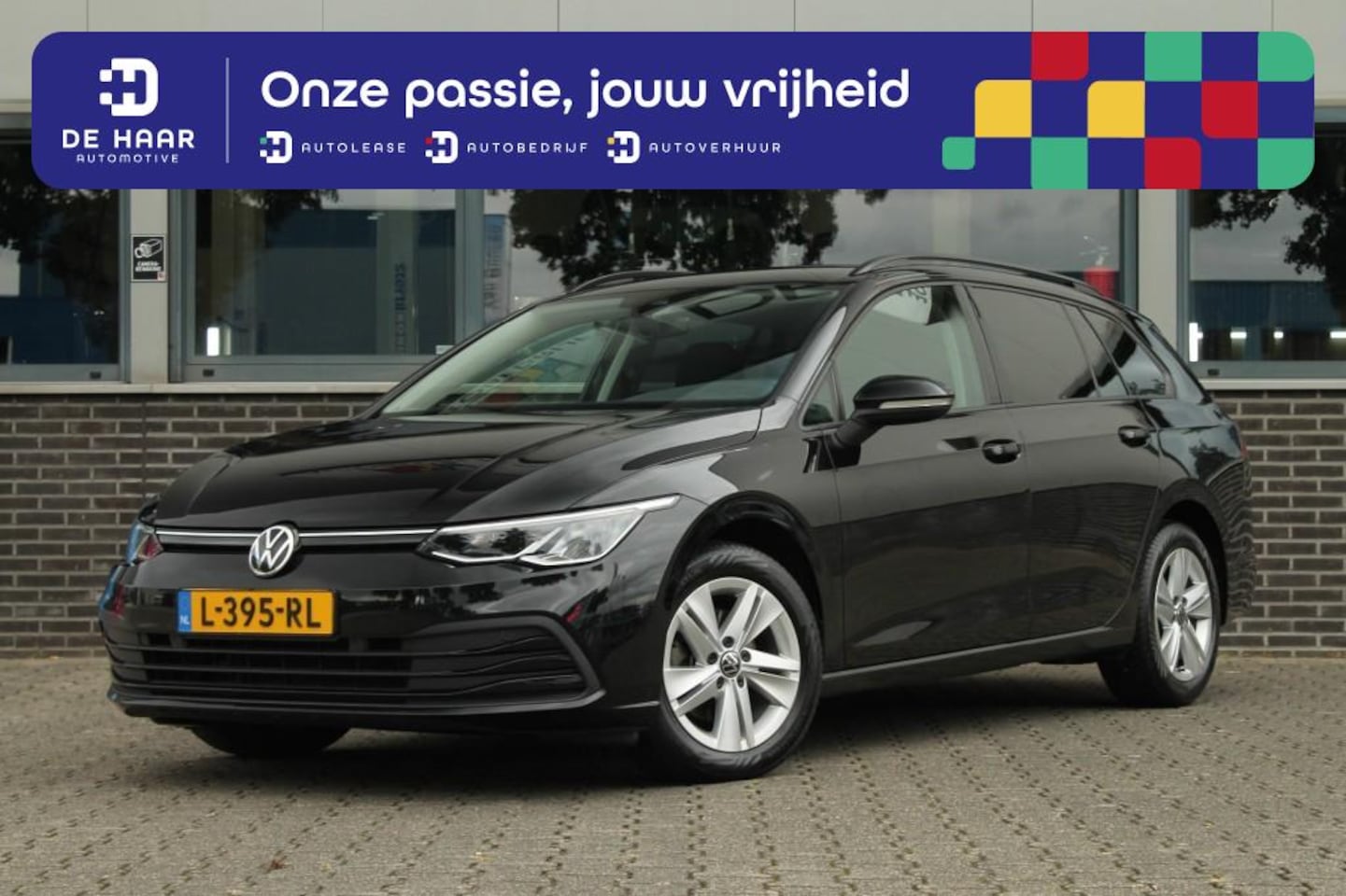 Volkswagen Golf Variant - Variant 1.0 eTSI Style DSG Automaat - Stoelverw. - Trekhaak - AutoWereld.nl