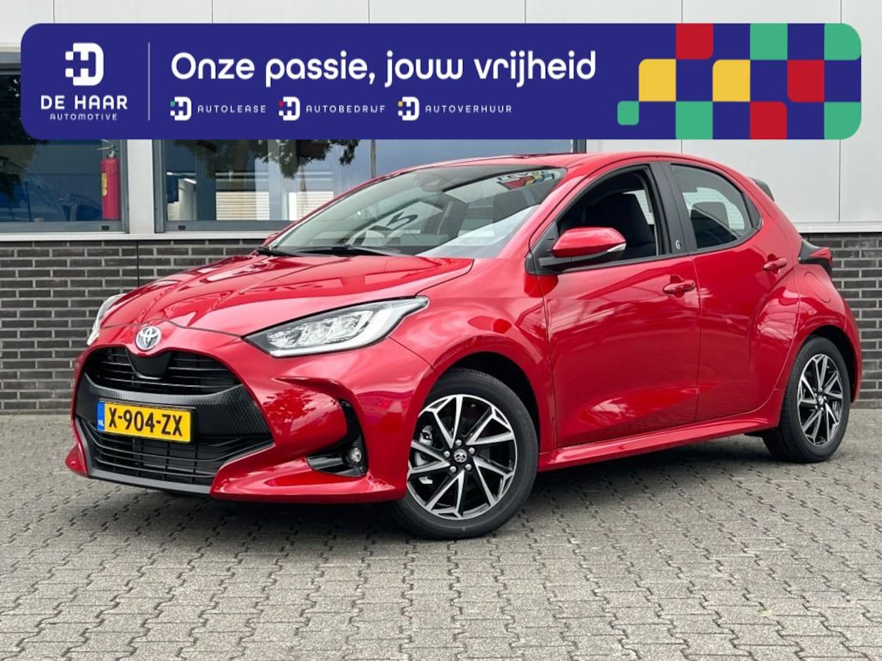 Toyota Yaris - 1.5 Hybrid Dynamic TeamD - Carplay-Parkeercamera - AutoWereld.nl