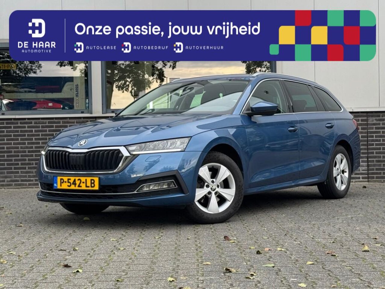 Skoda Octavia - 2.0 TDI Greentech Style 150PK  - LED - Stoelverwarm. - Navigatie - AutoWereld.nl