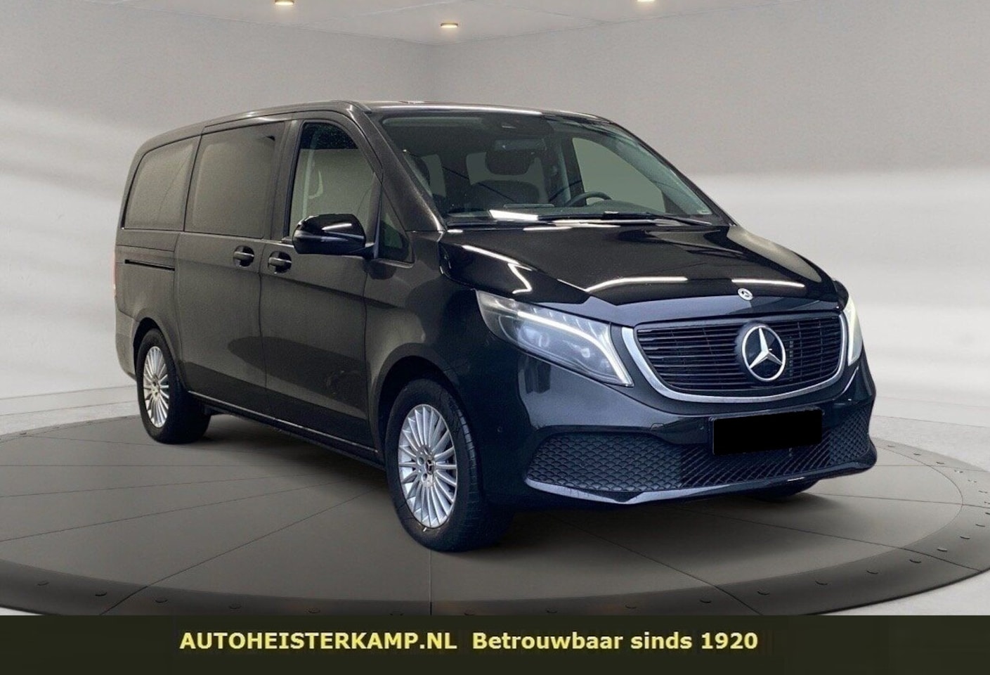 Mercedes-Benz EQV - 300 L2 90kWh 54.329 incl BTW 7-zitter Distronic LED Navi EL. Achterklep - AutoWereld.nl