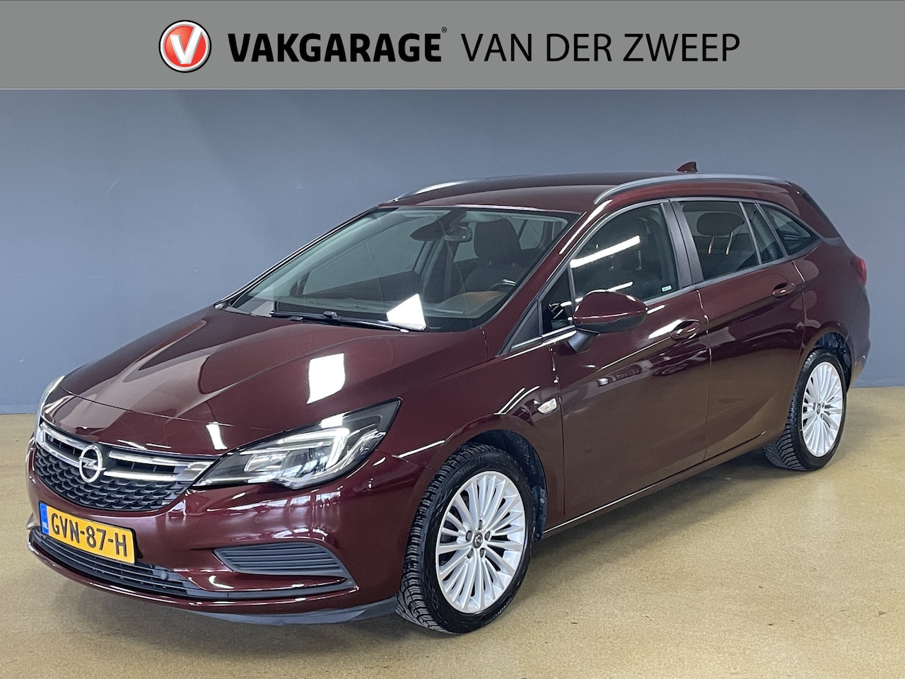 Opel Astra Sports Tourer - 1.0 Business Executive | Navi | Cruise - AutoWereld.nl