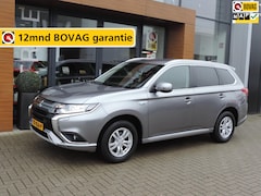 Mitsubishi Outlander - 2.4 PHEV Pure 86.000km | Afn.th | Cruise contr | ECC | CarPlay | Camera | Keyless | Halfle