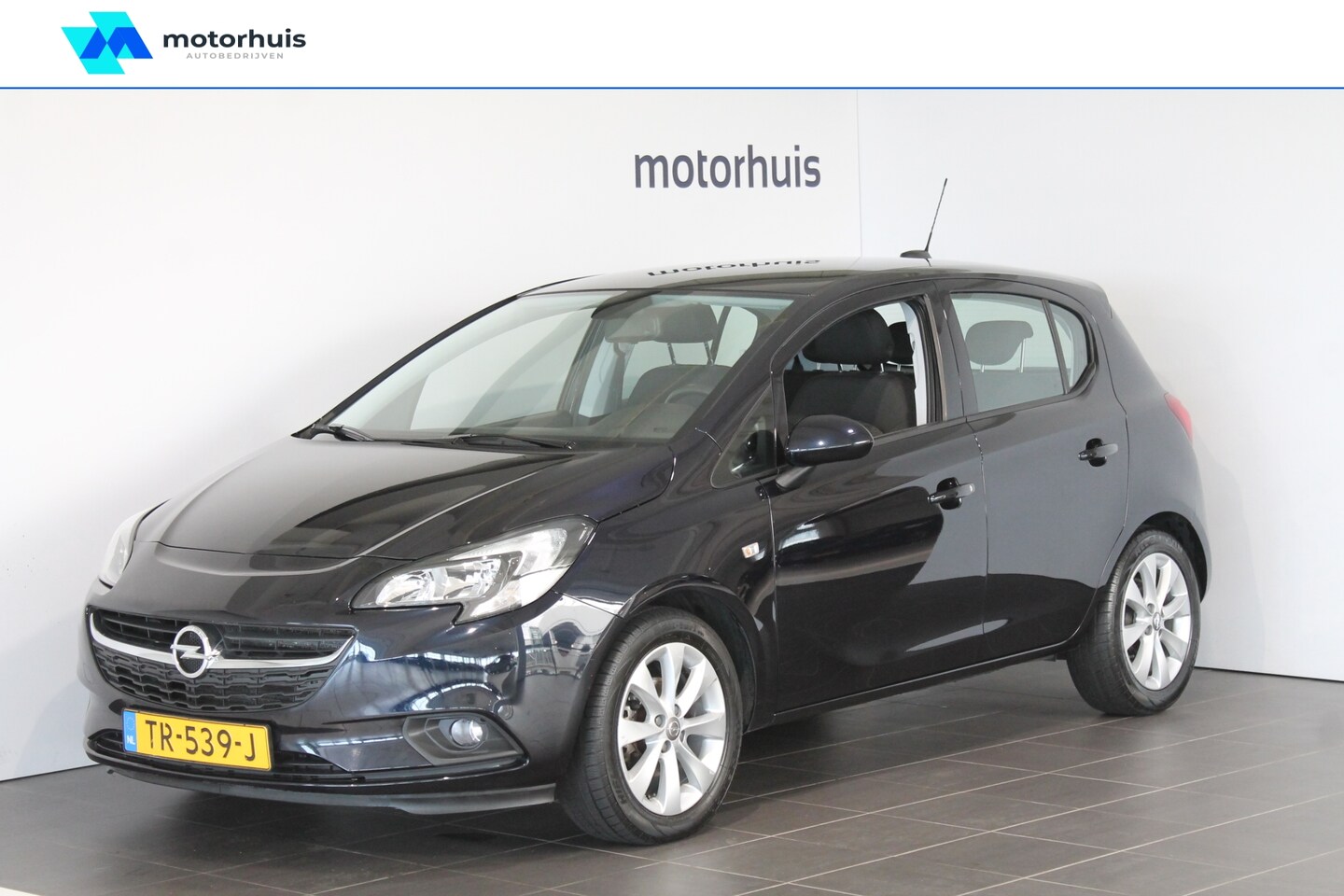 Opel Corsa - 1.4 S&S 90pk 5d Favourite - AutoWereld.nl