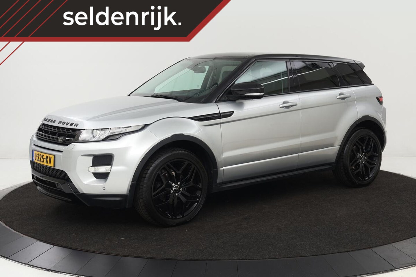 Land Rover Range Rover Evoque - 2.0 Si4 SE Dynamic | Panoramadak | Camera | Stoel & Stuurverwarming | Leder | Meridian | N - AutoWereld.nl