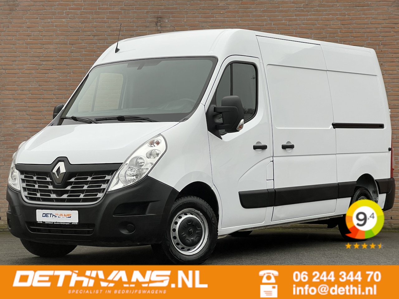 Renault Master - 2.3dCi 145PK L2H2 2x Schuifdeur / Trekhaak / Airconditioning / Euro6 - AutoWereld.nl