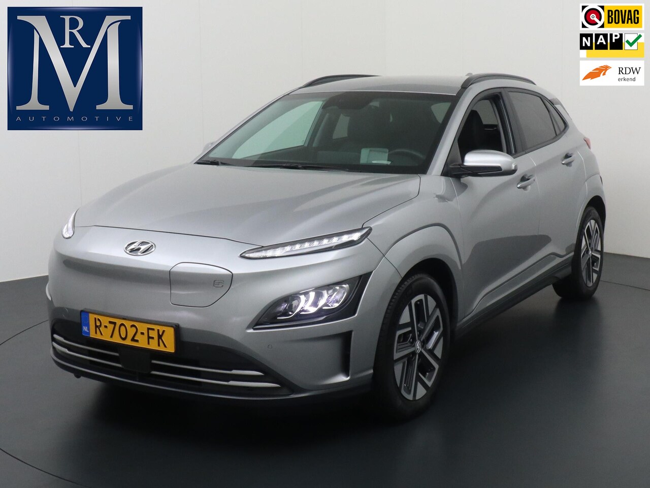 Hyundai Kona Electric - EV Premium 64 kWh VAN 31.900 VOOR 29.770 EINDEJAARSVOORDEEL 2.130 ORIG. NL. NAP KM. | HYUN - AutoWereld.nl