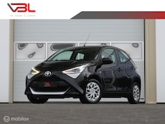 Toyota Aygo - 1.0 VVT-i x-cite | Apple Carplay | Airconditioning | 5 Deurs | Parkeercamera |