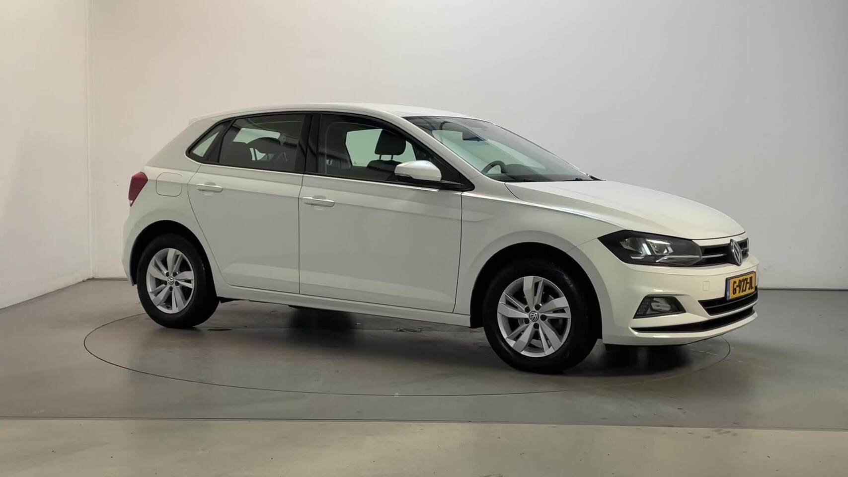 Volkswagen Polo - 1.0 TSI Comfortline Navigatie App-Connect DAB+ Airco - AutoWereld.nl