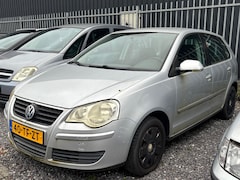 Volkswagen Polo - 1.4-16V Optive Schade | APK verlopen Meeneemrpijs