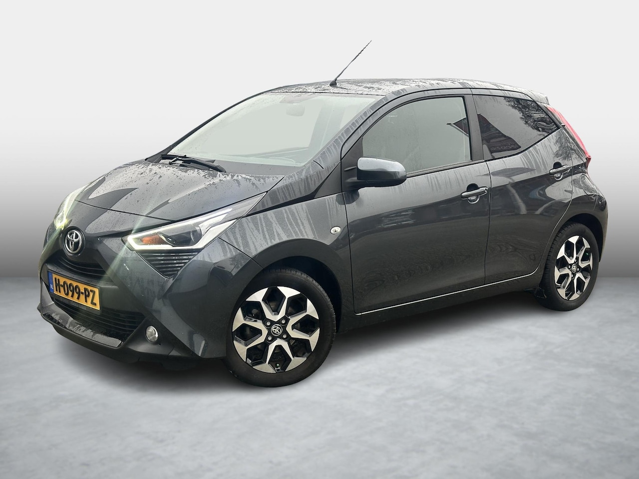 Toyota Aygo - 1.0 VVT-i x-joy 1.0 VVT-i x-joy - AutoWereld.nl