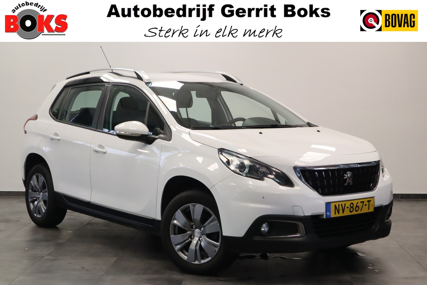 Peugeot 2008 - 1.2 PureTech Blue Lion PDC Trekhaak Carplay NAP 111PK! Distributie vervangen 03-2023 - AutoWereld.nl