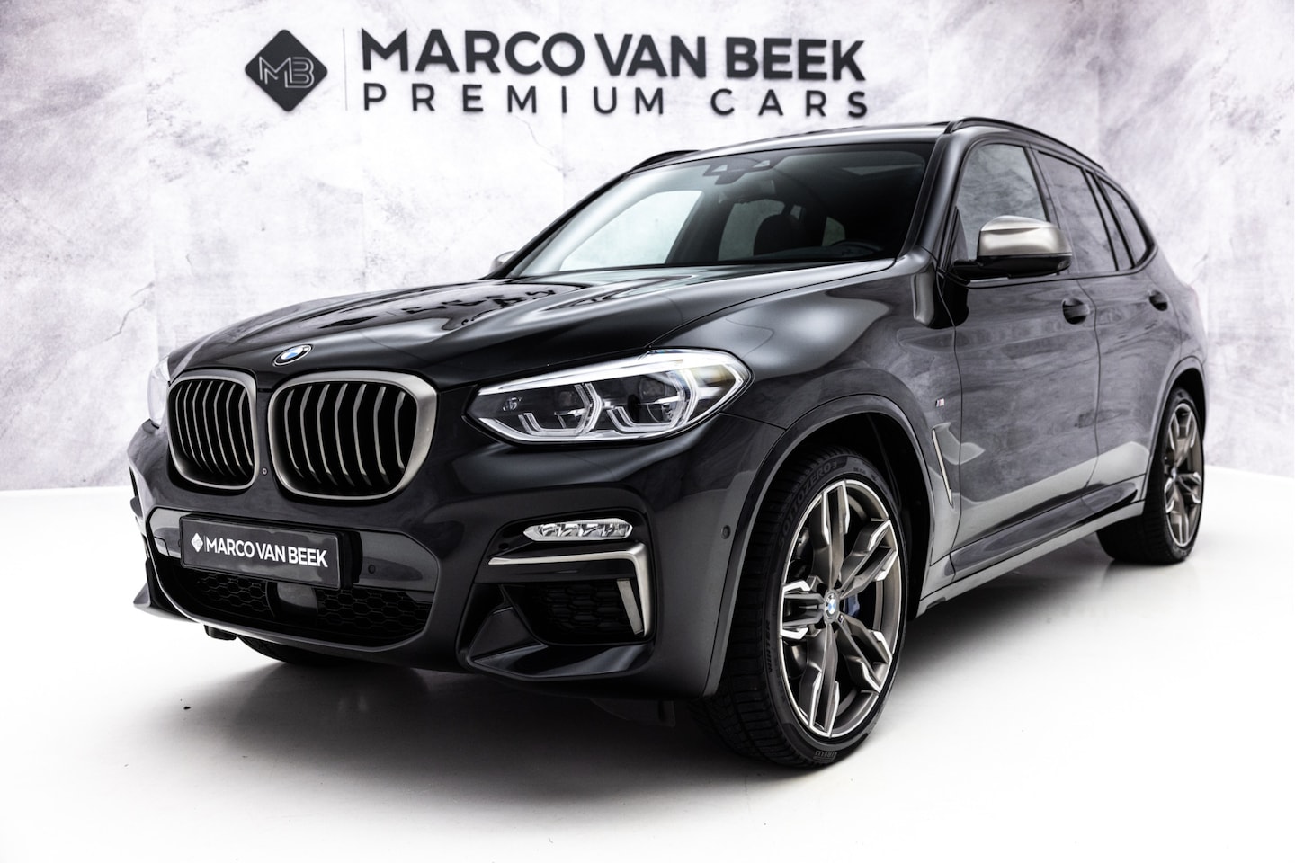 BMW X3 - M40i xDrive High Executive | Pano | Driving Ass. + | E-Trekhaak | Standkachel - AutoWereld.nl