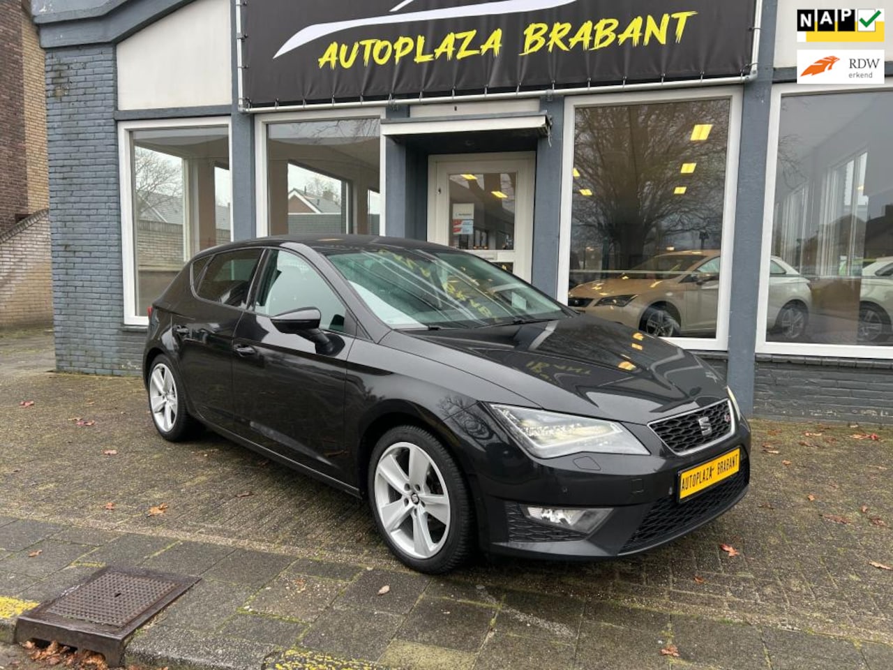 Seat Leon - 1.4 TSI FR / CLIMAT / CRUISE / LED / LEDER - AutoWereld.nl