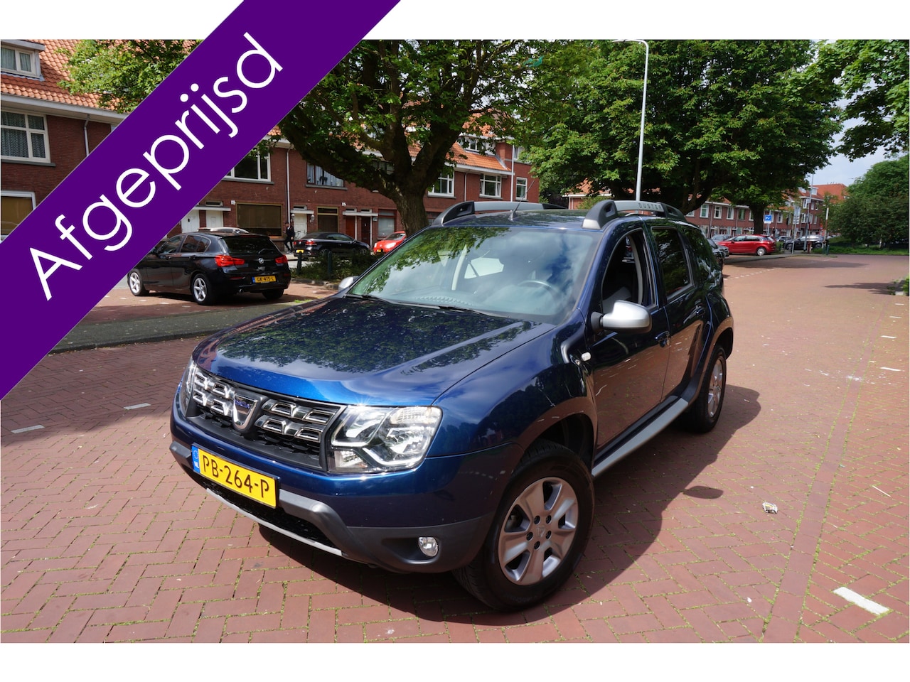 Dacia Duster - 1.2 TCe 4x2 Lauréate NL AUTO ORG KM MET NAP....... - AutoWereld.nl