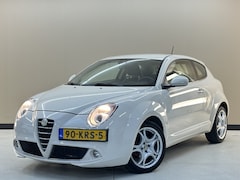 Alfa Romeo MiTo - 1.4 Distinctive, 105Pk, 2010, Cruise control, Parkeersensoren, 17" Lichtmetalen velgen, Cl