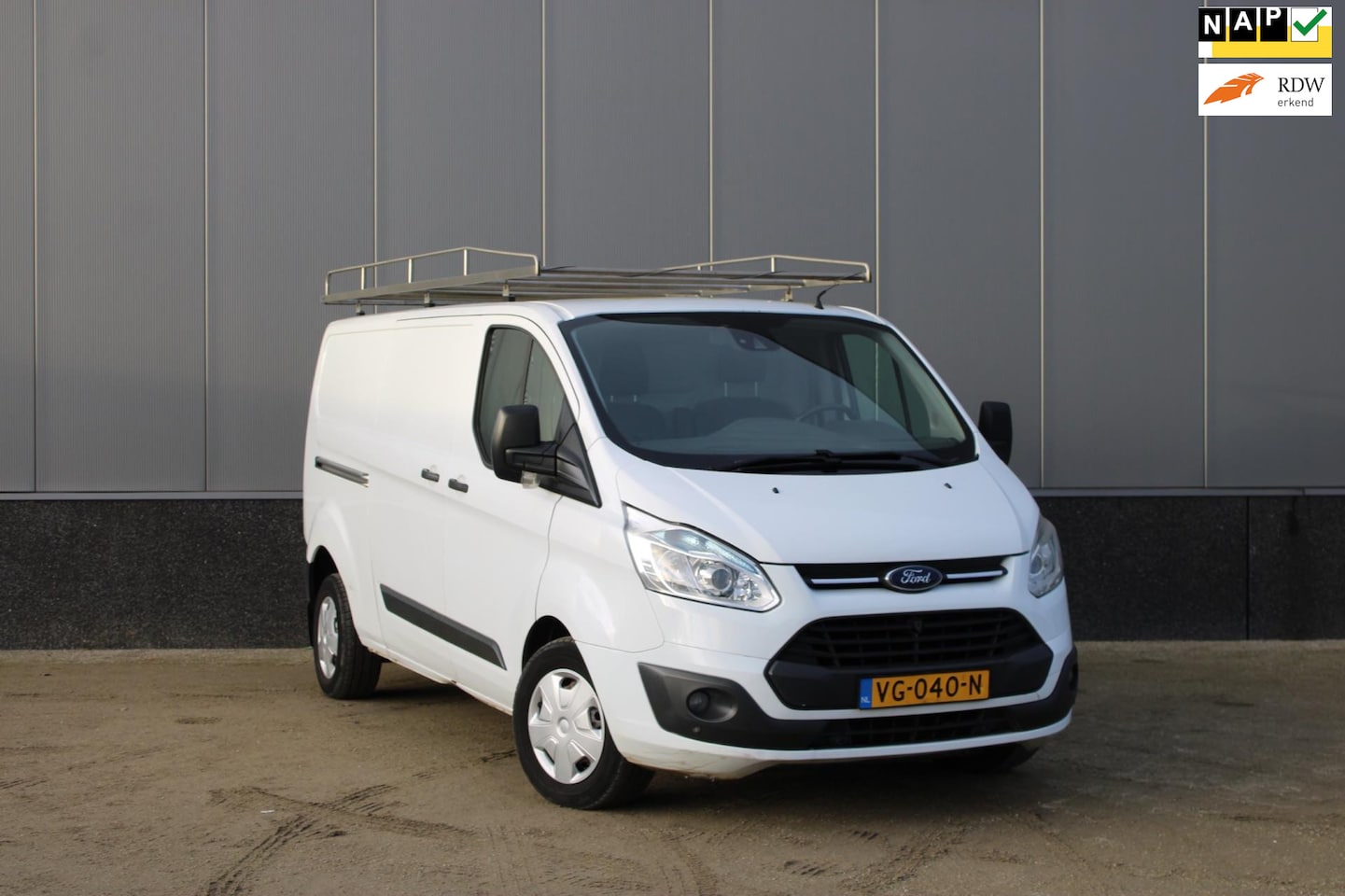 Ford Transit Custom - 290 2.2 TDCI L2H1 Trend Dubbele schuifdeur - AutoWereld.nl