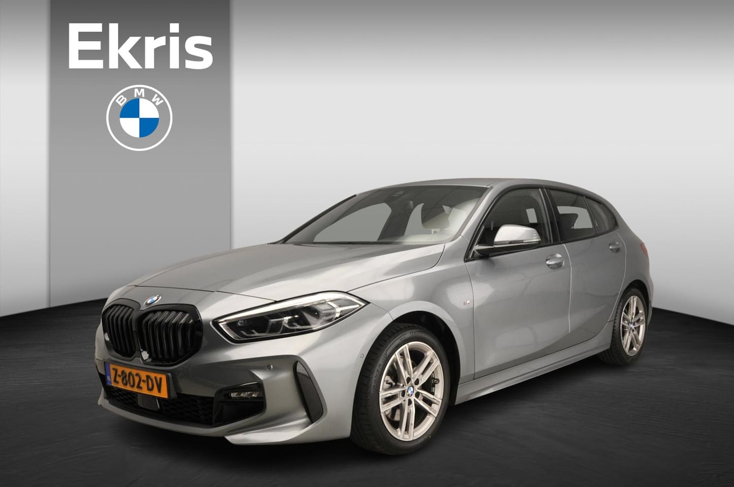 BMW 1-serie - 5-deurs 118i | M-Sportpakket | LED | Leder | HUD | Sportstoelen | Keyles go | Stoelverwarm - AutoWereld.nl