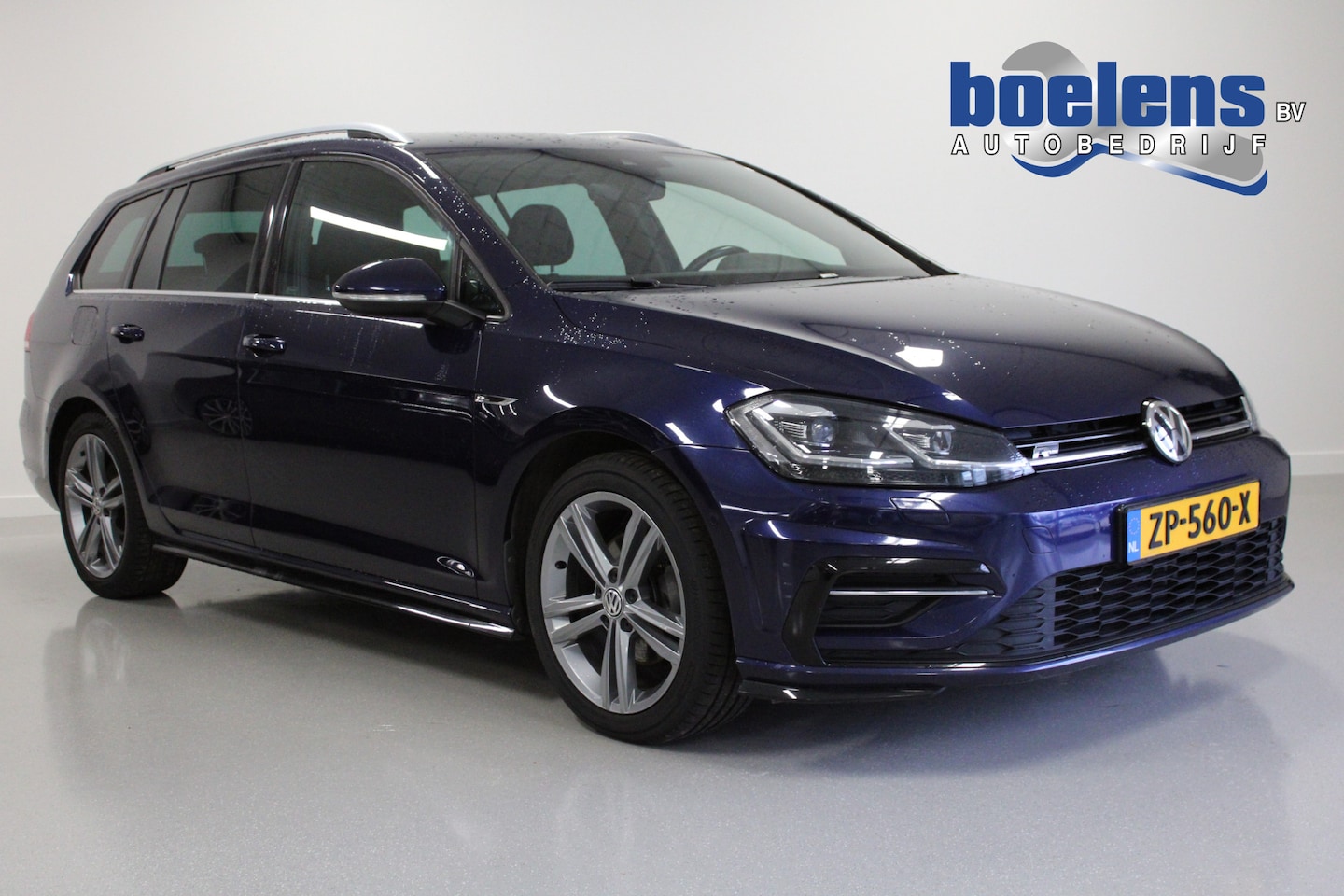 Volkswagen Golf Variant - 1.5 TSI Highline Business R | 18'LMV | ACC | PDC-V/A | CAMERA | LED | DIGI-DASH | TREKHAAK - AutoWereld.nl