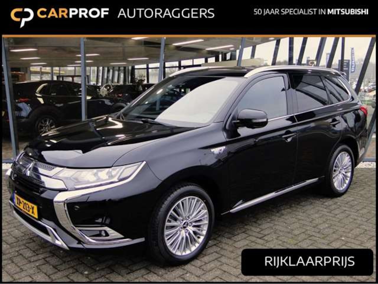 Mitsubishi Outlander - PHEV 2.4 Instyle | Schuifdak| Leer | Trekhaak - AutoWereld.nl