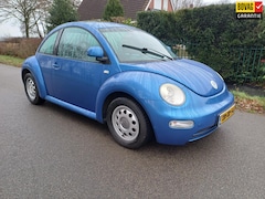 Volkswagen New Beetle - 2.0 Highline