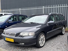 Volvo V70 - 2.4 T Comfort Line automaat | APK Verlopen Meeneemprijs