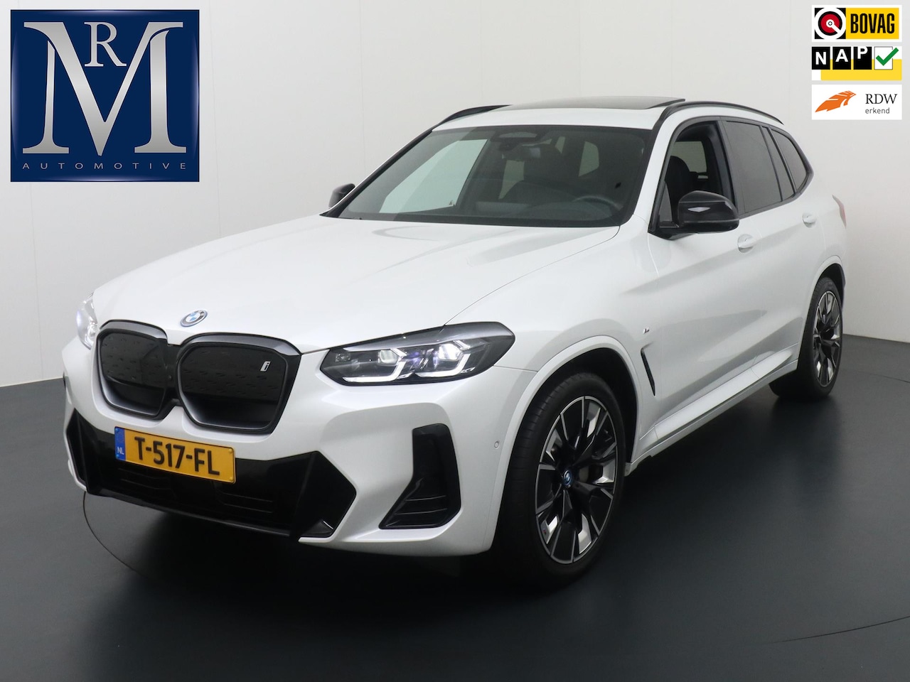 BMW iX3 - High Executive 80 kWh M SPORT VAN: 55.900,- VOOR 52.877,- EINDEJAARSVOORDEEL: 3.023,- T/M - AutoWereld.nl