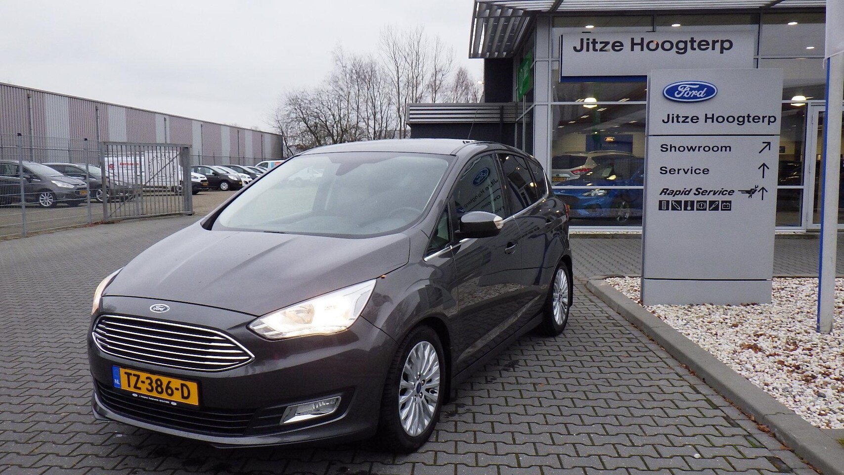 Ford C-Max - 1.5 Titanium 1.5 150 pk Titanium, Navi, PDC achter, Cruise, TREKHAAK.80460KM. - AutoWereld.nl