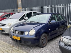 Volkswagen Polo - 1.2-12V Comfortline | APK Verlopen Meeneemprijs