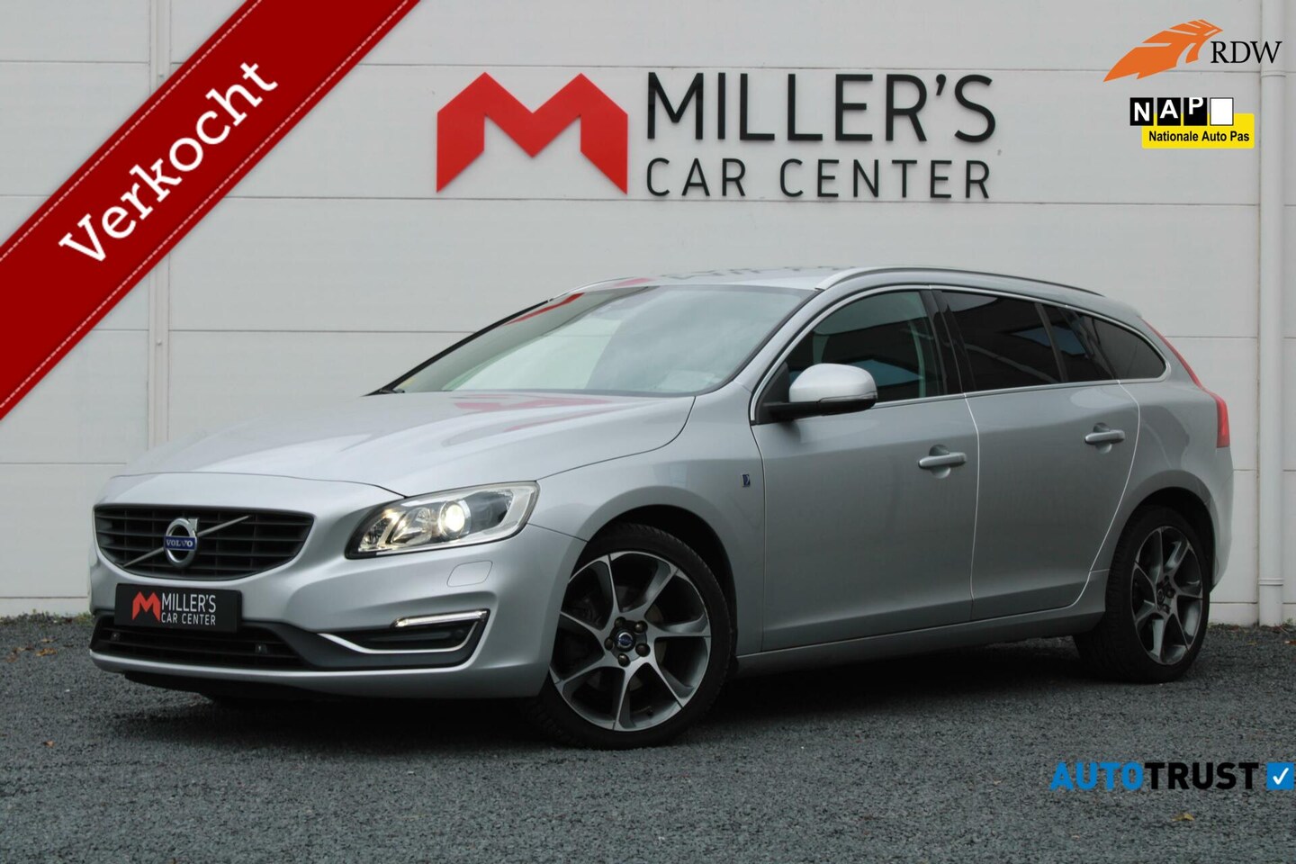 Volvo V60 - 2.0 D3 Ocean Race 150PK NAVI CRUISE DISTR. VV. PDC - AutoWereld.nl