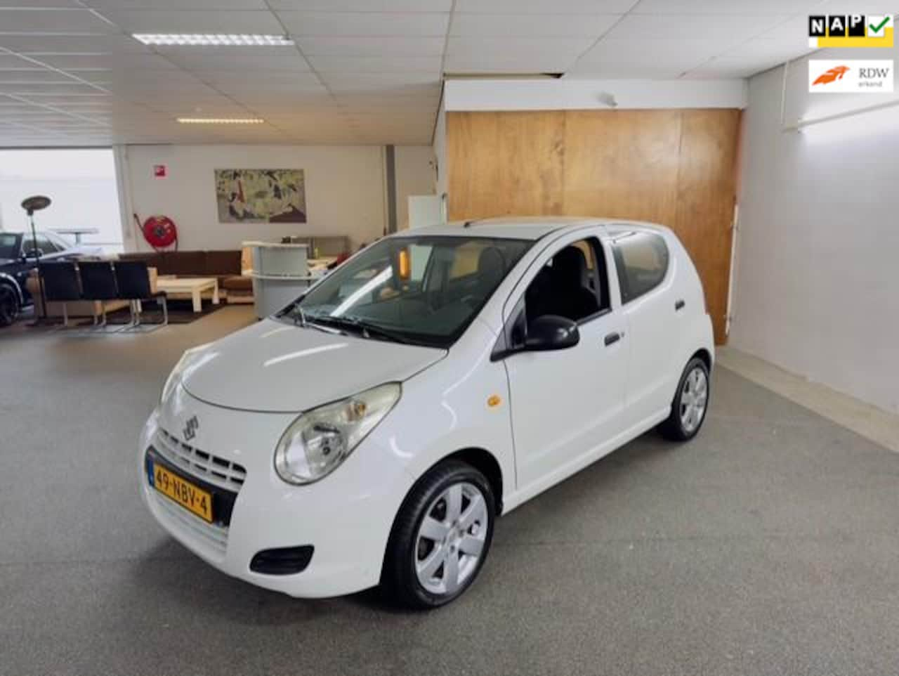 Suzuki Alto - 1.0 Comfort Plus Apk Nieuw,1e Eigenaar,Dealer-onderhouden,Airco,E-Ramen,Lm velgen,N.A.P,To - AutoWereld.nl