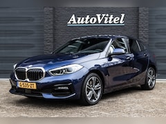 BMW 1-serie - 118i Sportline | Sportstoelen | Camera | Live Cockpit Professional | LED | Cruise | Netto