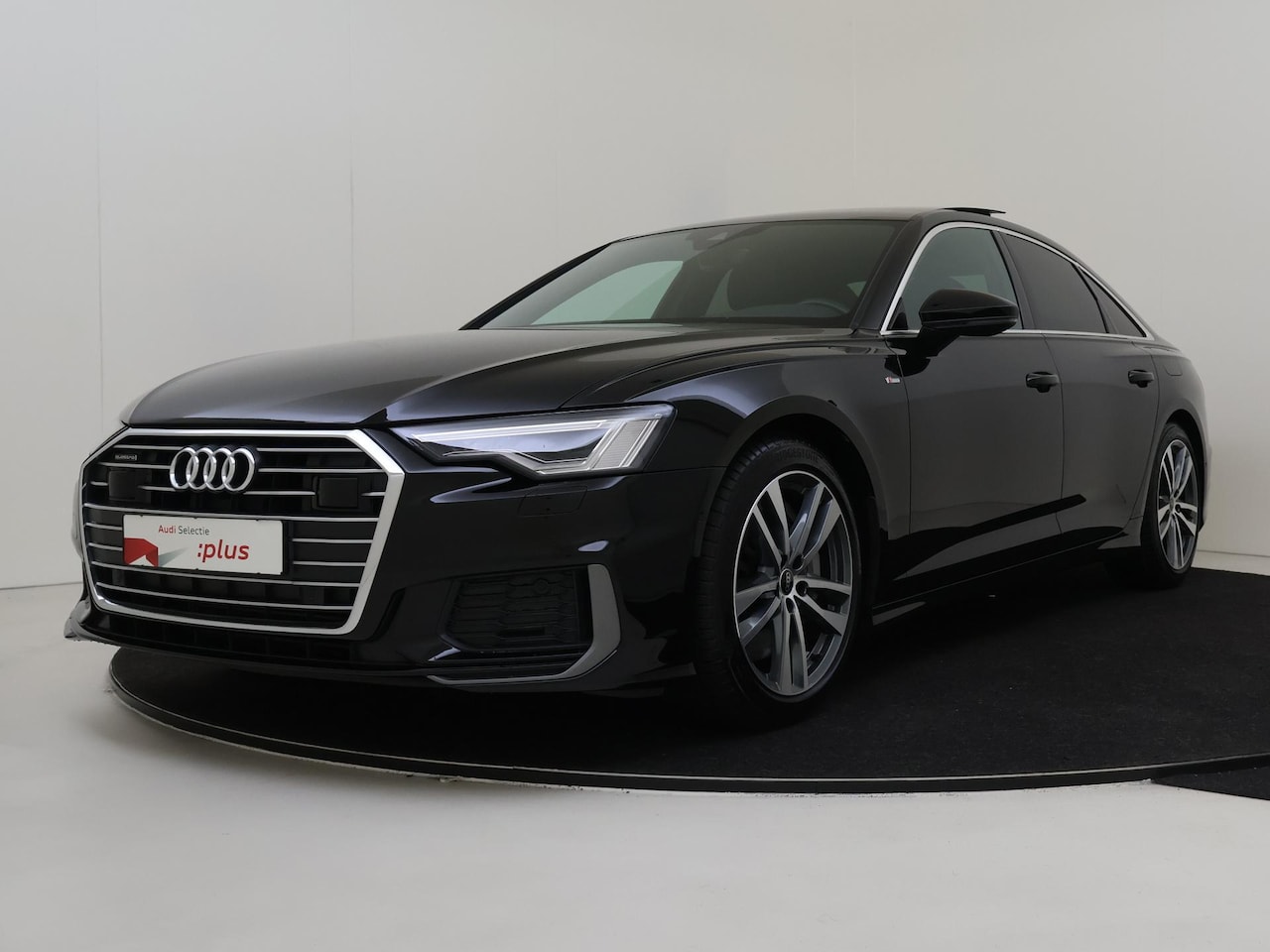 Audi A6 Limousine - 50 TFSI e quattro S edition | Panoramadak | Voorverwarming installatie | Achteruitrijcamer - AutoWereld.nl