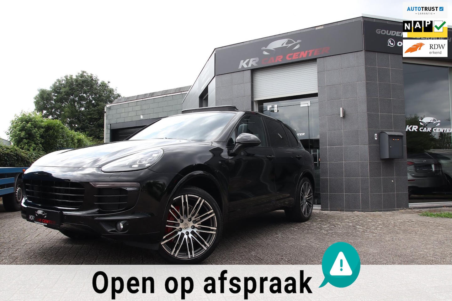 Porsche Cayenne - 3.0 S E-Hybrid CHRONO-CARBON-PANO-MEMORY - AutoWereld.nl