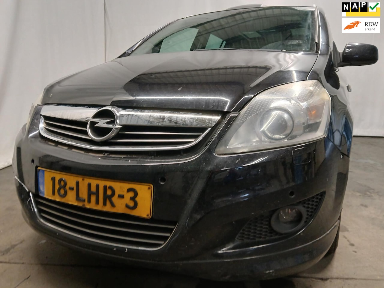 Opel Zafira - 2.2 Cosmo - Airco - Motor Loopt Onregelmatig - BPM - AutoWereld.nl