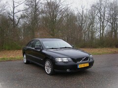 Volvo S60 - 2.3 T-5 Geartronic . Youngtimer . Airco . LMV . enz enz