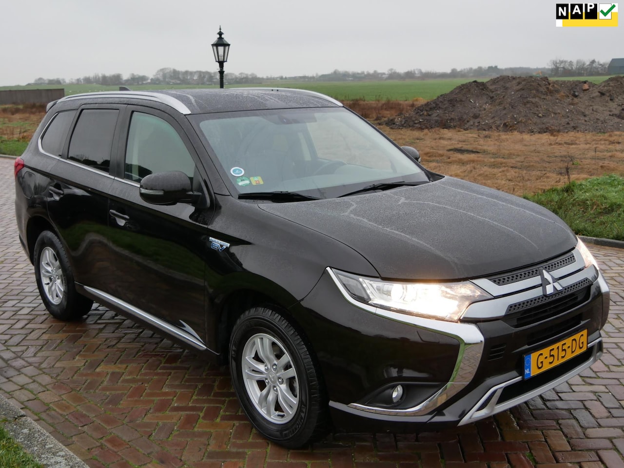 Mitsubishi Outlander - 2.4 PHEV Pure AC ** 12999 NETTO ** - AutoWereld.nl